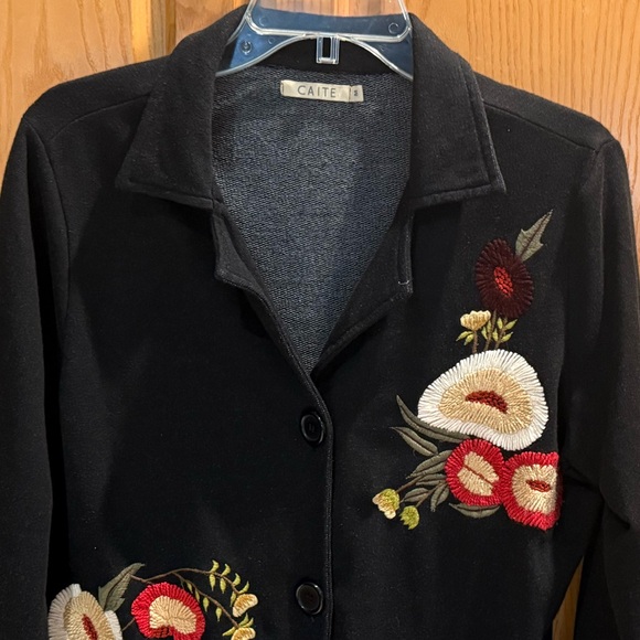 Caite Anthropologie Floral Embroidered Knit Jacket Size Medium - Picture 3 of 7